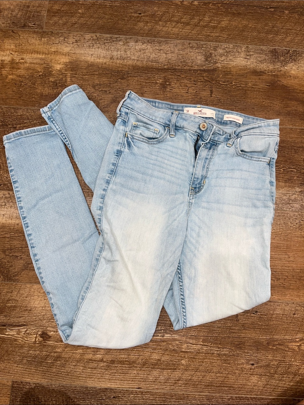 Hollister Light Wash Women's Skinny Jeans
